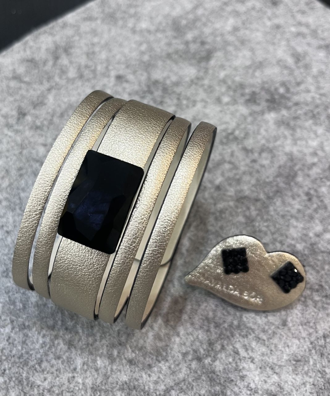 Emma karkötő Emma karkötő